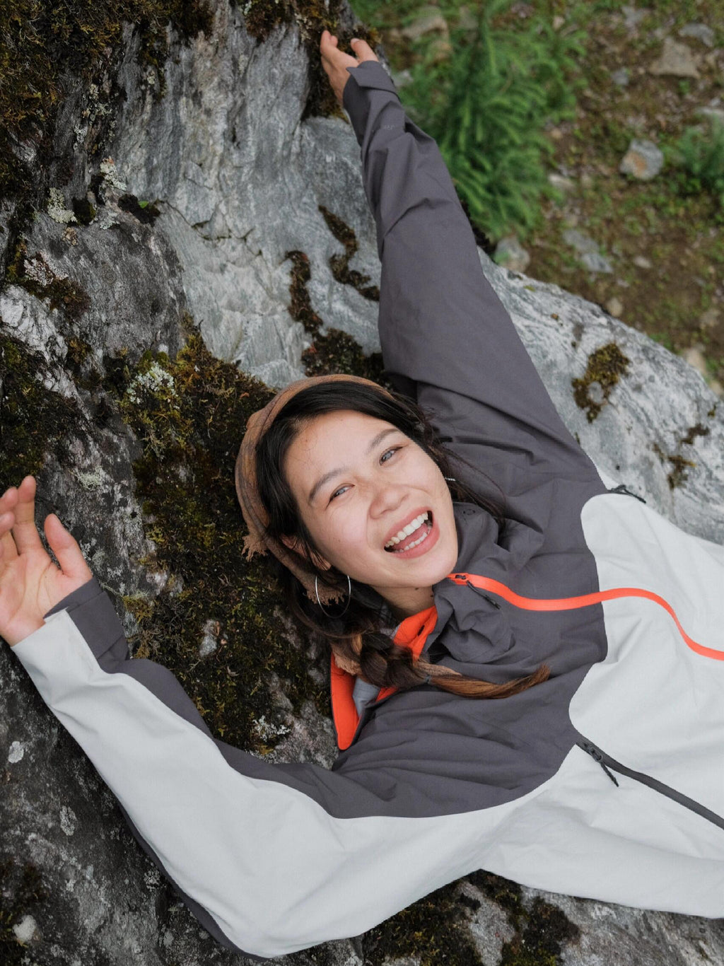 GORE-TEX Waterproof Windbreaker - Unisex Ultra-Light Shell Jacket - Full Taped Seams & YKK Zippers - Breathable Outdoor Techwear for Spring/Autumn