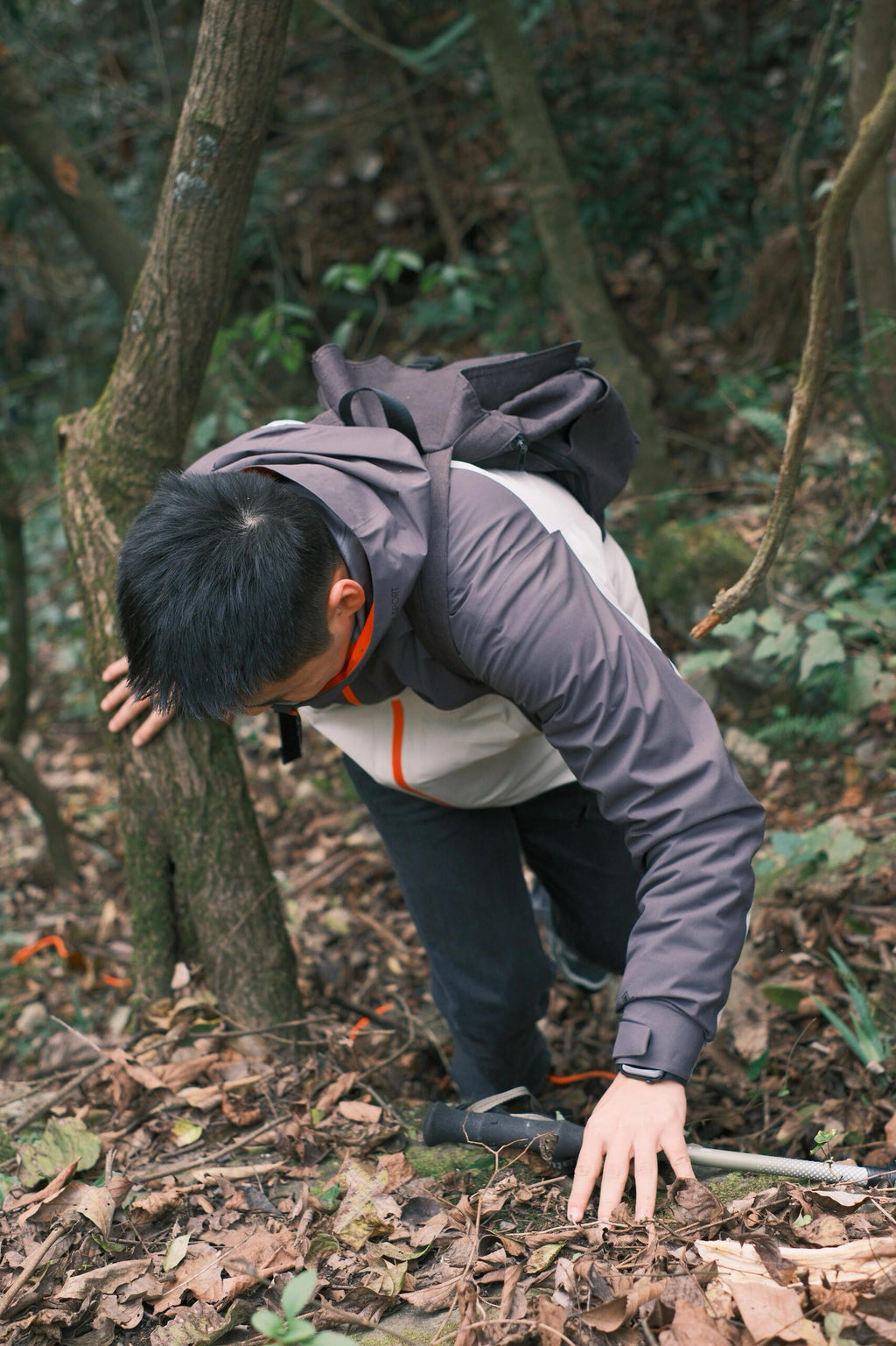 GORE-TEX Waterproof Windbreaker - Unisex Ultra-Light Shell Jacket - Full Taped Seams & YKK Zippers - Breathable Outdoor Techwear for Spring/Autumn