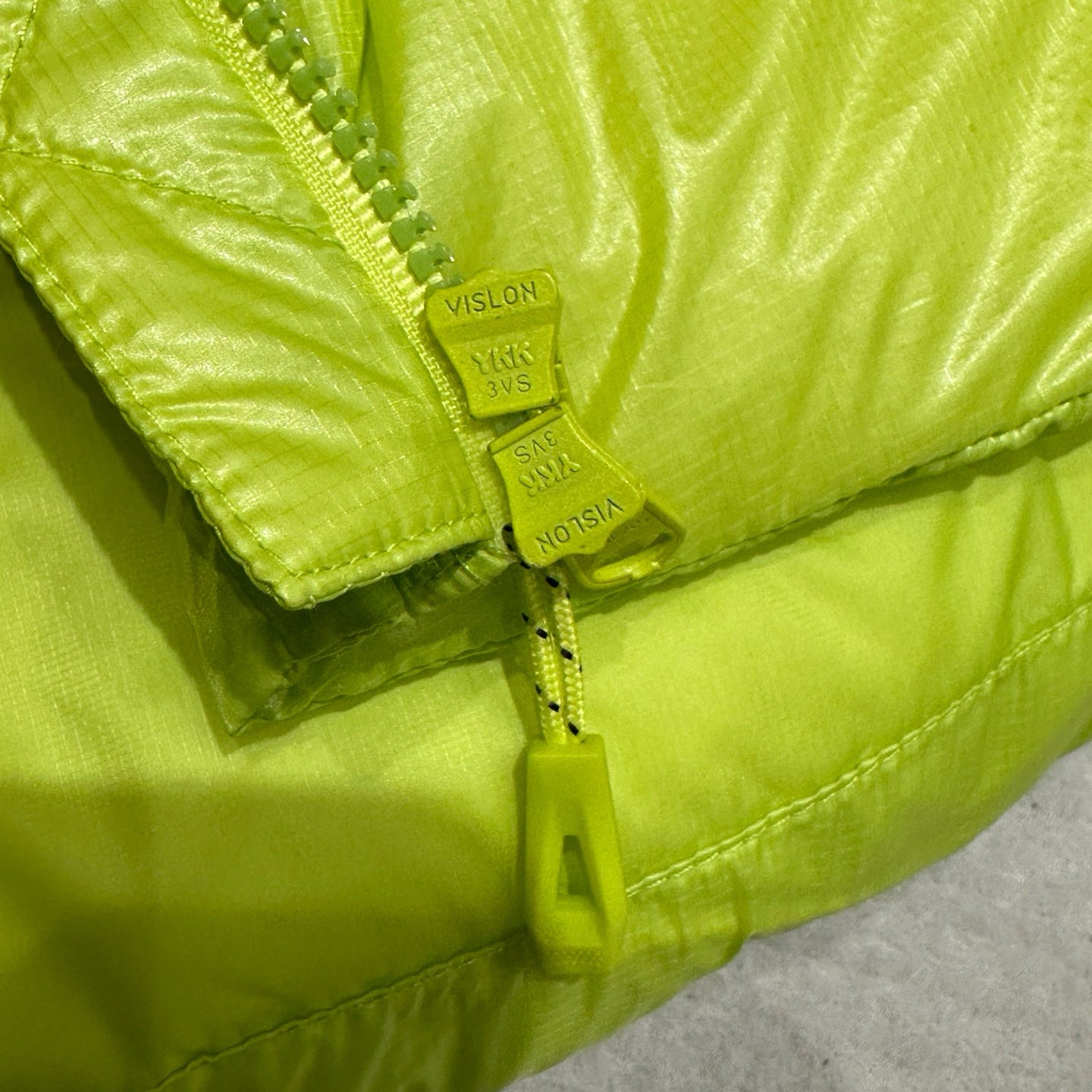 Winter Hooded 1000 Fill Power Water-Repellent Goose Down Lightweight Insulated Outdoor Jacket for Men and Women Unisex Warm  Water-proof with Pocket 1000FP
