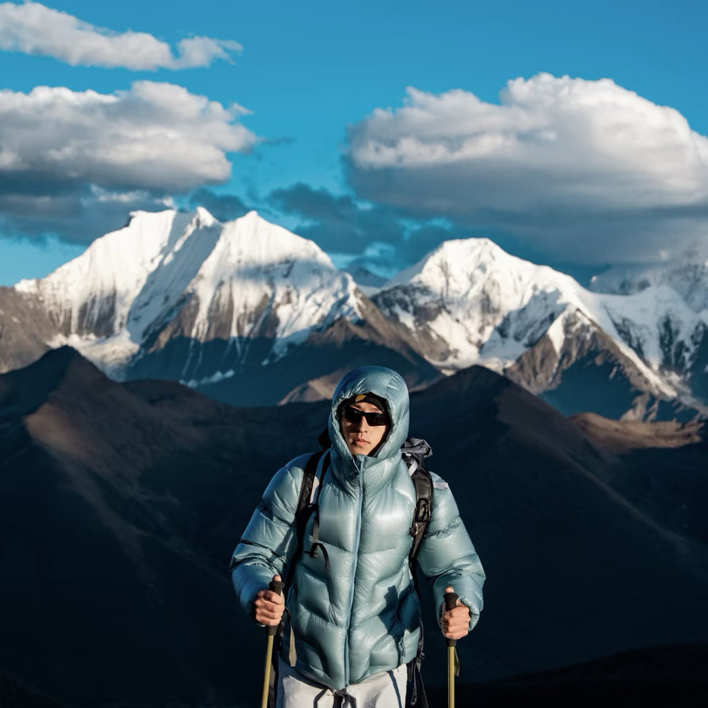 Winter Hooded 1000 Fill Power Water-Repellent Goose Down Lightweight Insulated Outdoor Jacket for Men and Women Unisex Warm  Water-proof with Pocket 1000FP