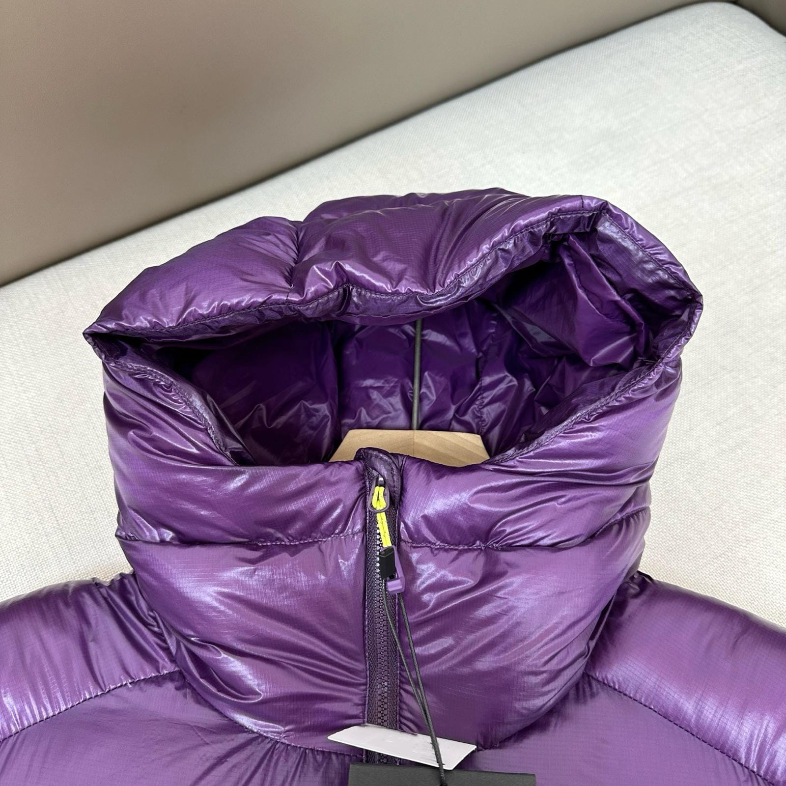 Winter Hooded 1000 Fill Power Water-Repellent Goose Down Lightweight Insulated Outdoor Jacket for Men and Women Unisex Warm  Water-proof with Pocket 1000FP