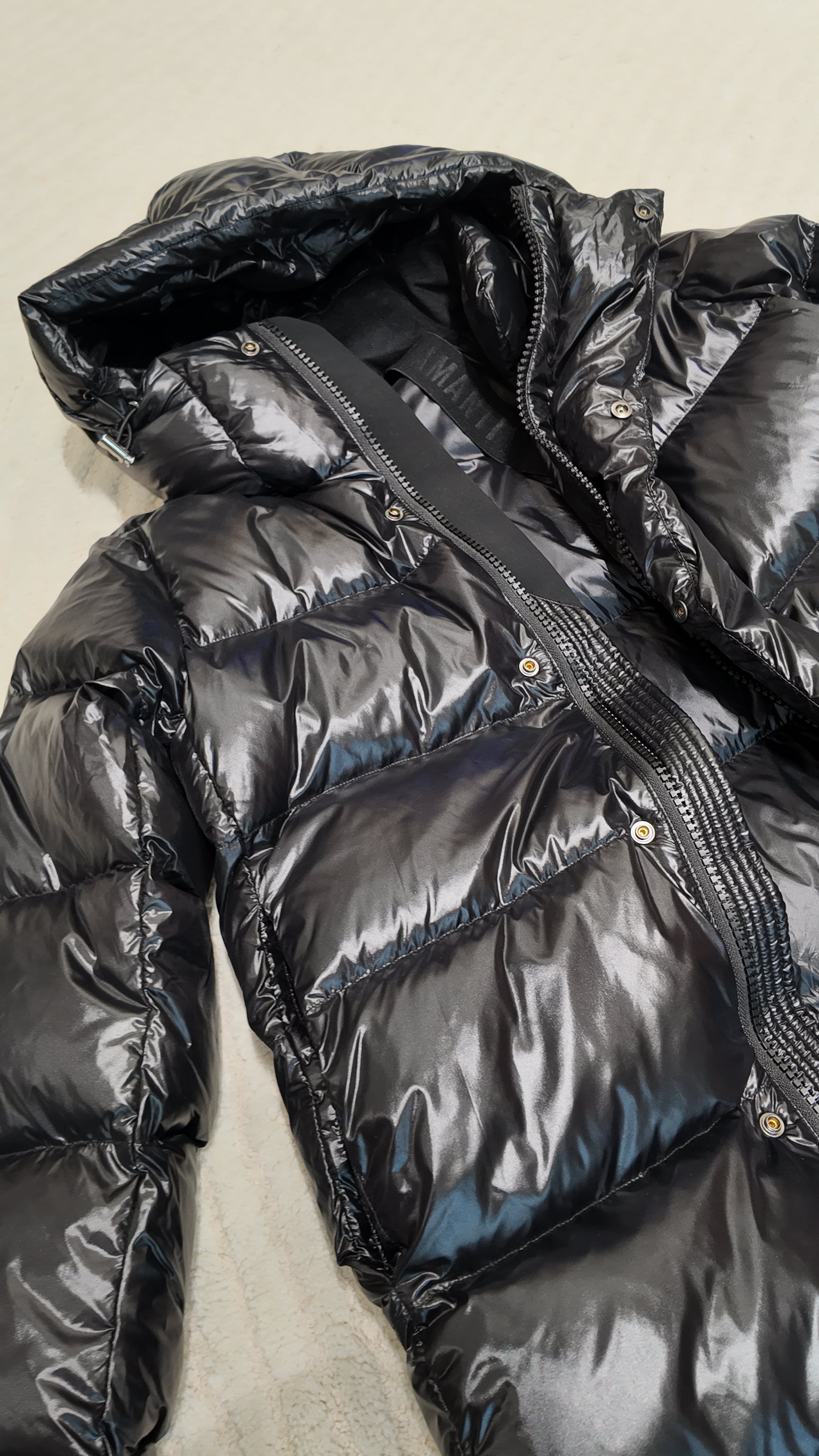 Winter Long Duck Down Jacket With 7 horizontal baffles Hooded Warm Puffy Unisex Black White Grey Easy Clean 850FP model 2360